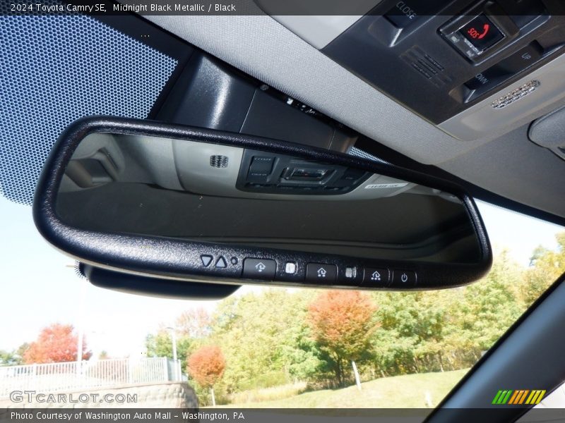 Midnight Black Metallic / Black 2024 Toyota Camry SE