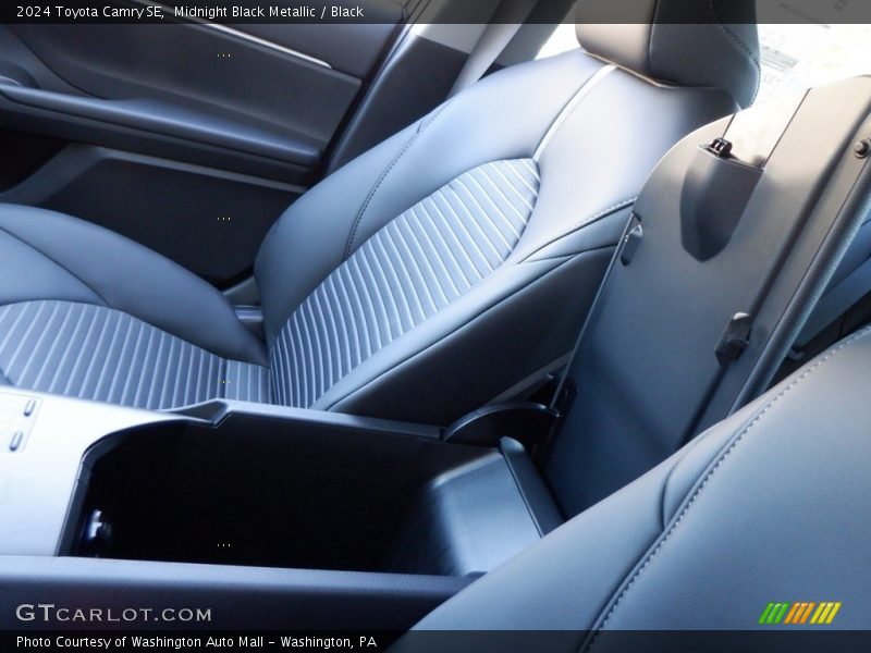 Midnight Black Metallic / Black 2024 Toyota Camry SE
