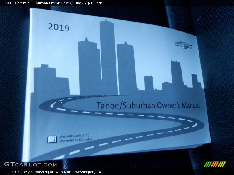 Black / Jet Black 2019 Chevrolet Suburban Premier 4WD