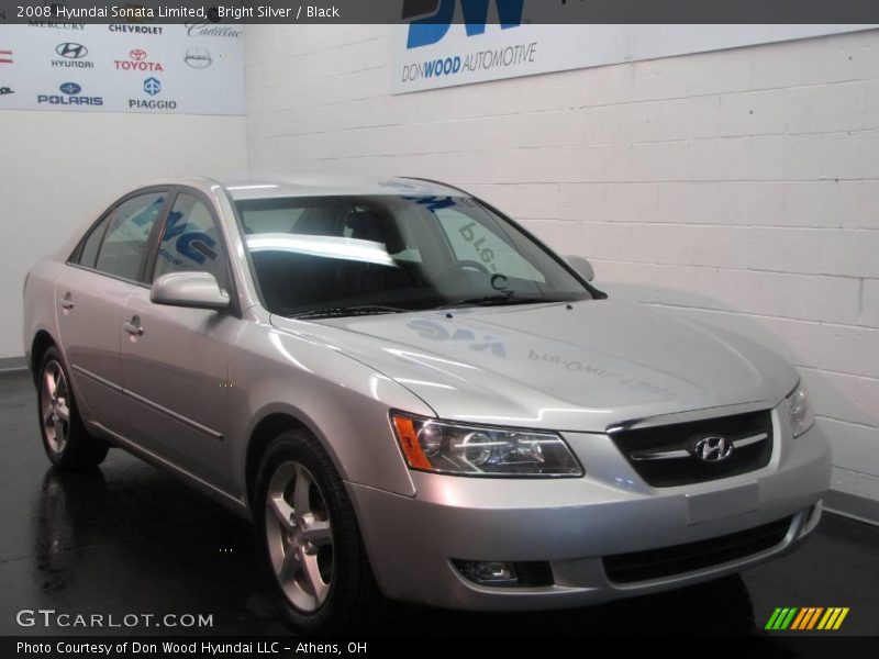 Bright Silver / Black 2008 Hyundai Sonata Limited
