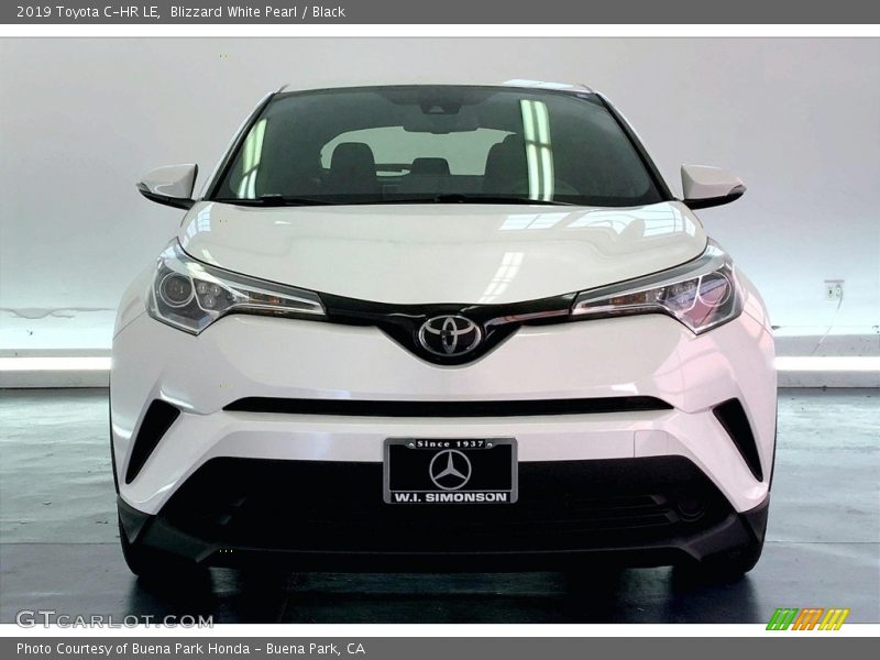 Blizzard White Pearl / Black 2019 Toyota C-HR LE