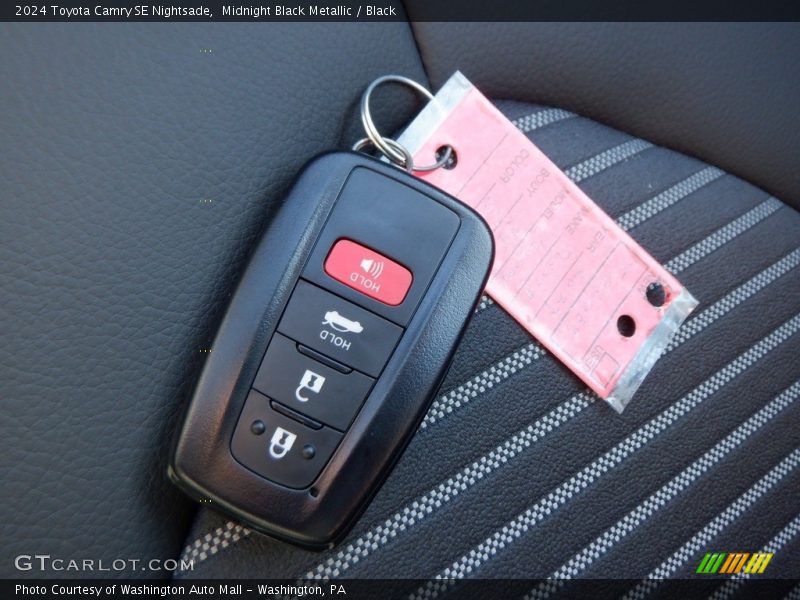 Keys of 2024 Camry SE Nightsade