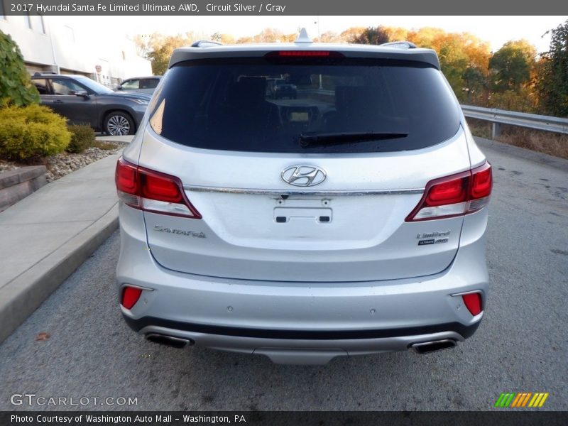 Circuit Silver / Gray 2017 Hyundai Santa Fe Limited Ultimate AWD