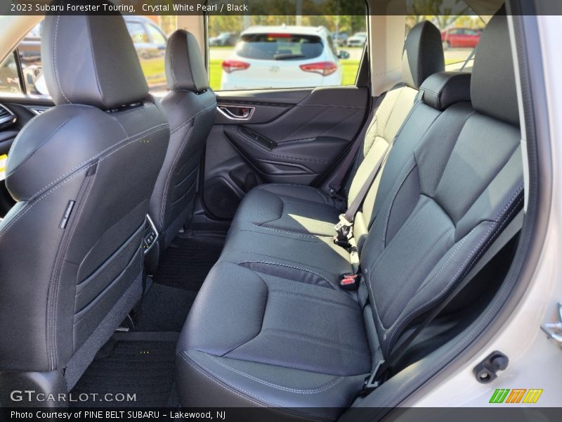 Crystal White Pearl / Black 2023 Subaru Forester Touring