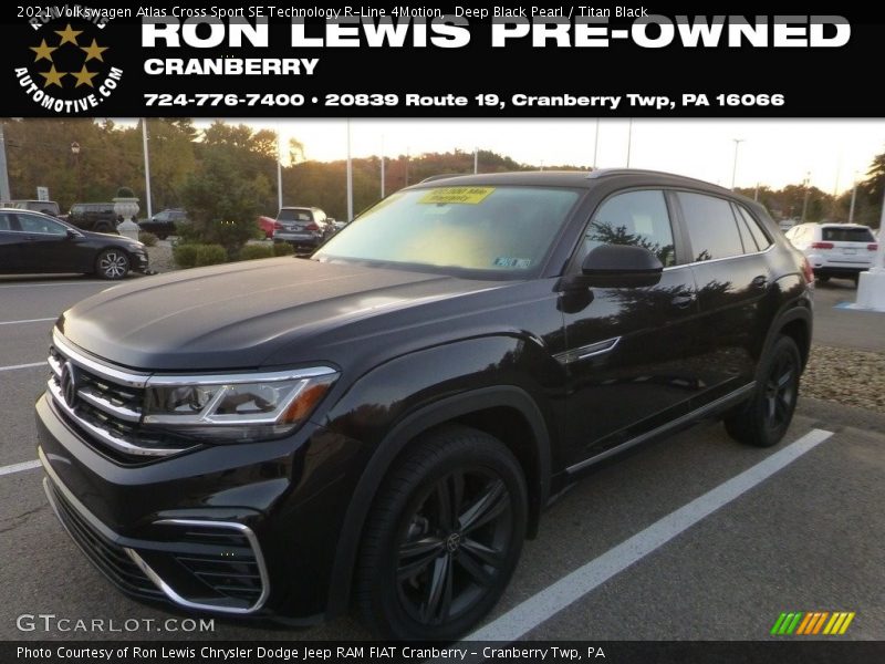 Deep Black Pearl / Titan Black 2021 Volkswagen Atlas Cross Sport SE Technology R-Line 4Motion