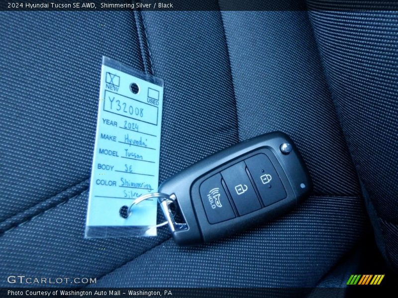 Shimmering Silver / Black 2024 Hyundai Tucson SE AWD