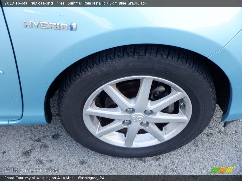 Summer Rain Metallic / Light Blue Gray/Black 2013 Toyota Prius c Hybrid Three