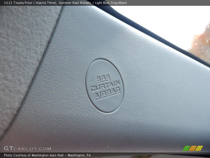 Summer Rain Metallic / Light Blue Gray/Black 2013 Toyota Prius c Hybrid Three