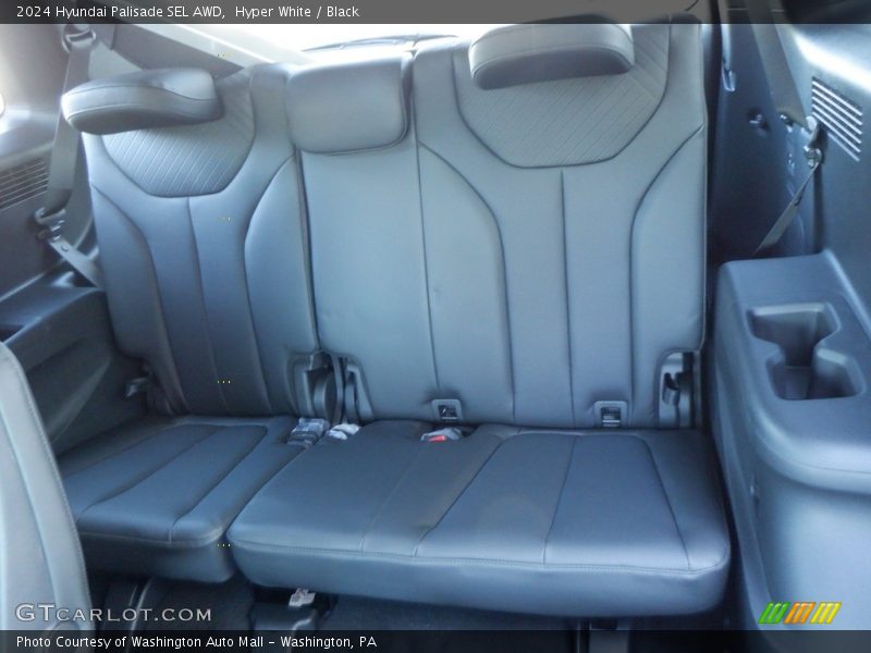 Rear Seat of 2024 Palisade SEL AWD