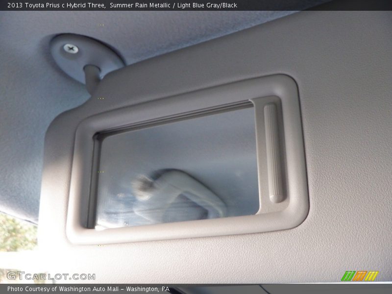 Summer Rain Metallic / Light Blue Gray/Black 2013 Toyota Prius c Hybrid Three