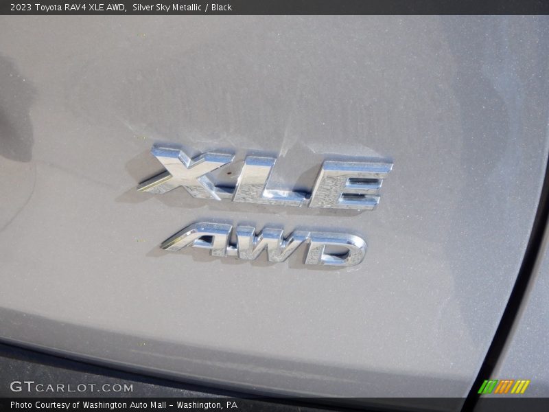  2023 RAV4 XLE AWD Logo