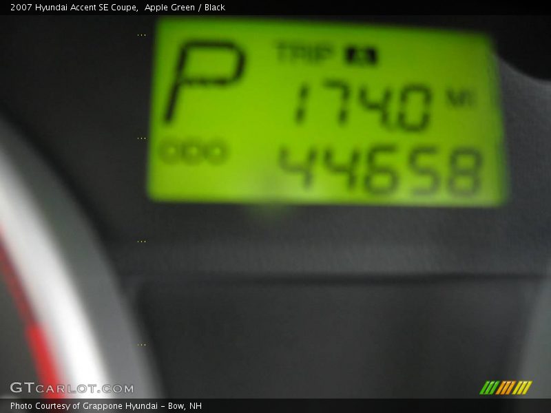 Apple Green / Black 2007 Hyundai Accent SE Coupe