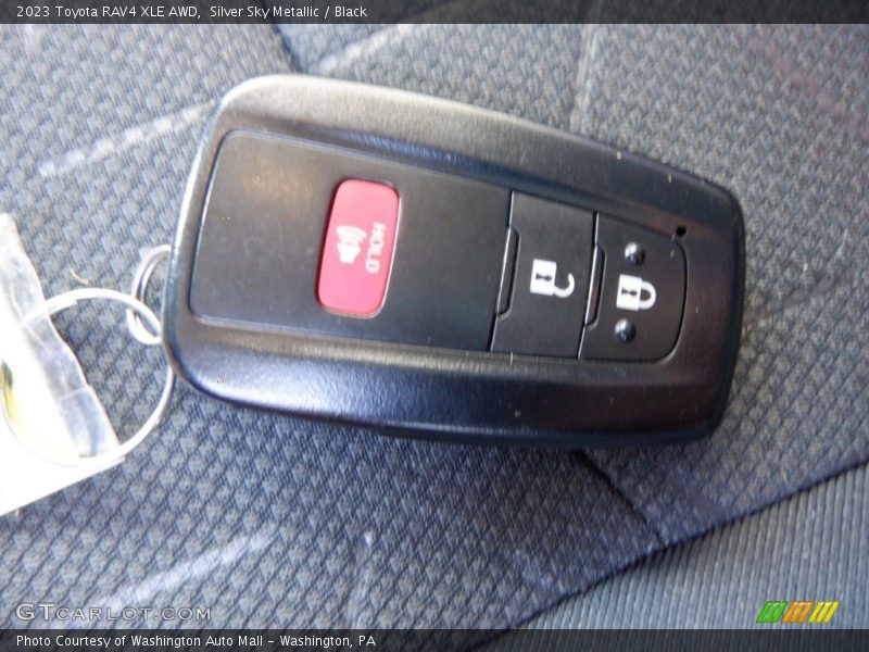 Keys of 2023 RAV4 XLE AWD