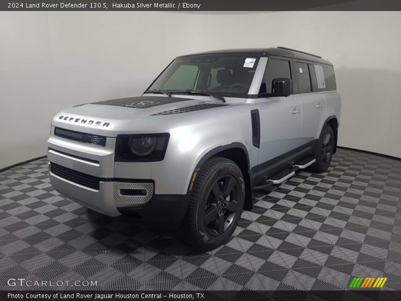 Front 3/4 View of 2024 Defender 130 S