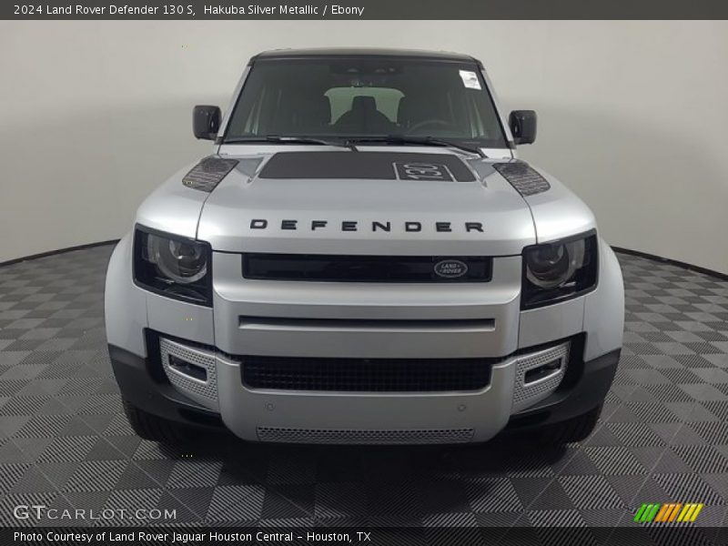  2024 Defender 130 S Hakuba Silver Metallic