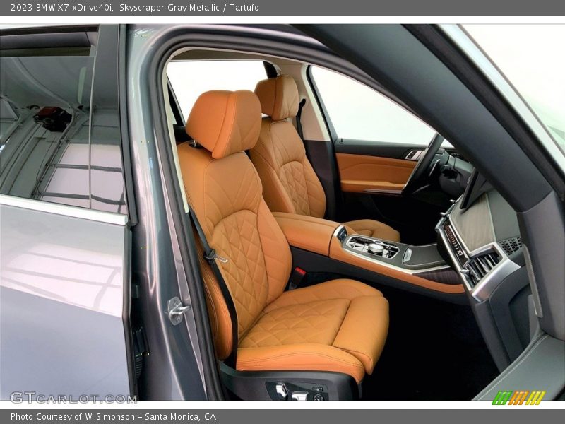  2023 X7 xDrive40i Tartufo Interior