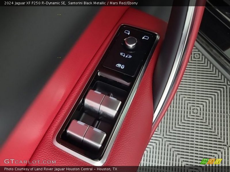 Door Panel of 2024 XF P250 R-Dynamic SE