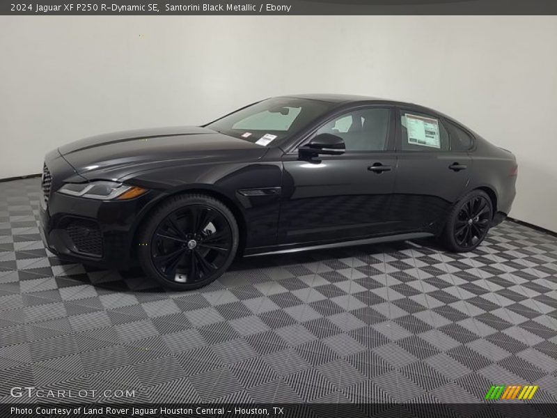  2024 XF P250 R-Dynamic SE Santorini Black Metallic