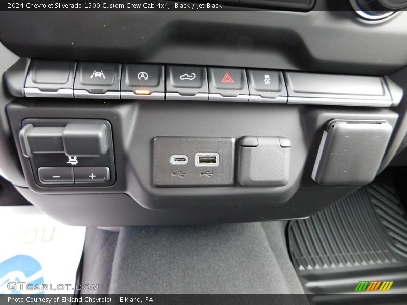 Controls of 2024 Silverado 1500 Custom Crew Cab 4x4