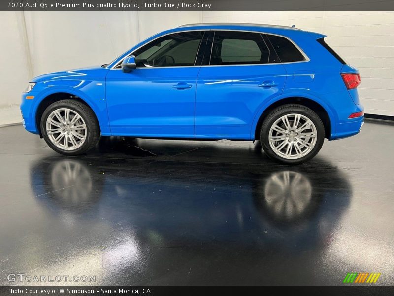 2020 Q5 e Premium Plus quattro Hybrid Turbo Blue
