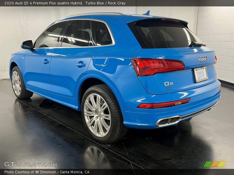  2020 Q5 e Premium Plus quattro Hybrid Turbo Blue