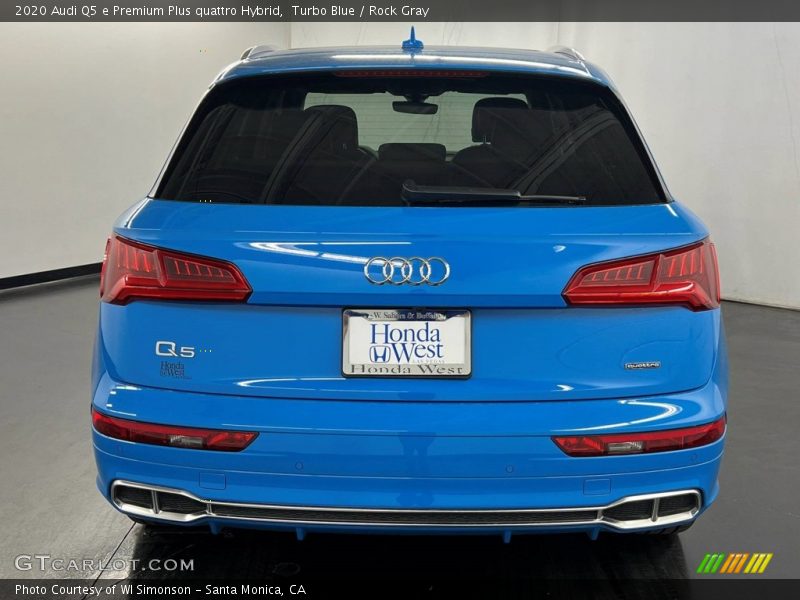  2020 Q5 e Premium Plus quattro Hybrid Turbo Blue