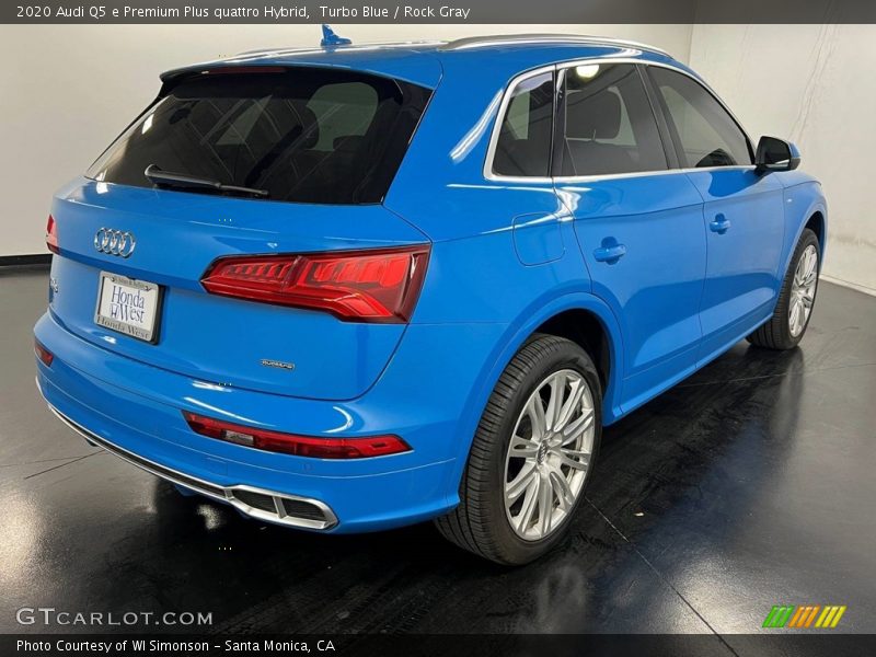  2020 Q5 e Premium Plus quattro Hybrid Turbo Blue