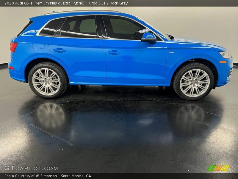  2020 Q5 e Premium Plus quattro Hybrid Turbo Blue