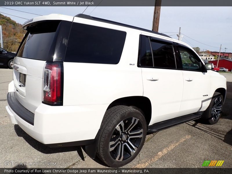 Summit White / Jet Black 2019 GMC Yukon SLT 4WD