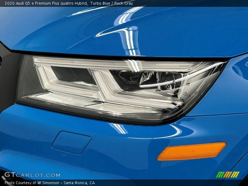 Turbo Blue / Rock Gray 2020 Audi Q5 e Premium Plus quattro Hybrid