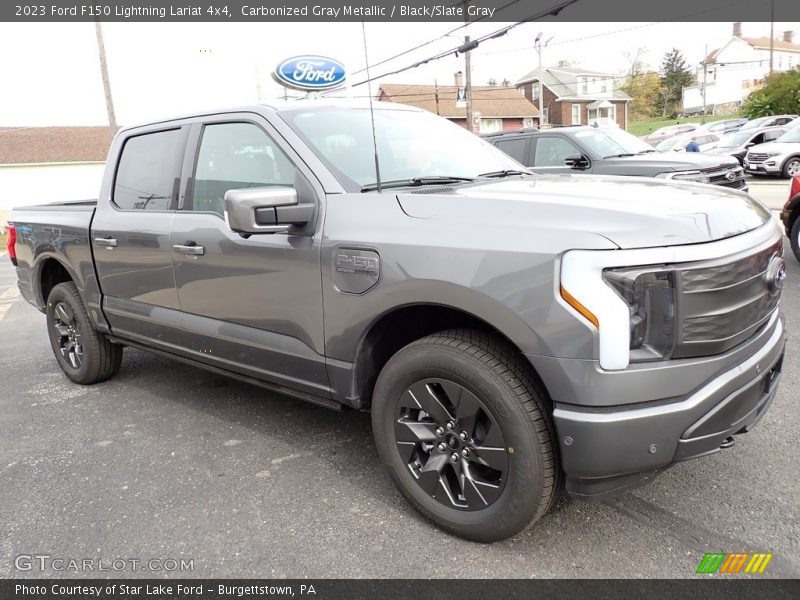 Front 3/4 View of 2023 F150 Lightning Lariat 4x4