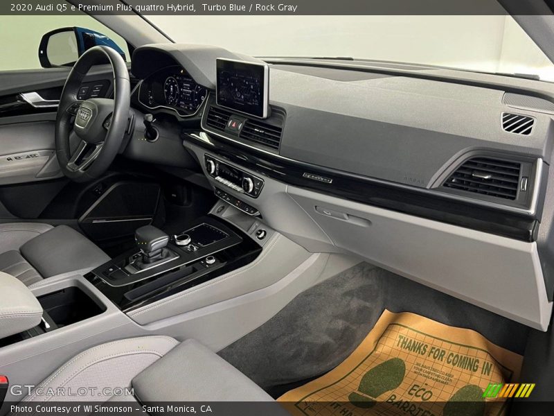 Dashboard of 2020 Q5 e Premium Plus quattro Hybrid