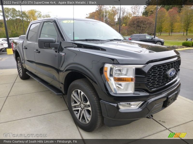 Front 3/4 View of 2022 F150 STX SuperCrew 4x4
