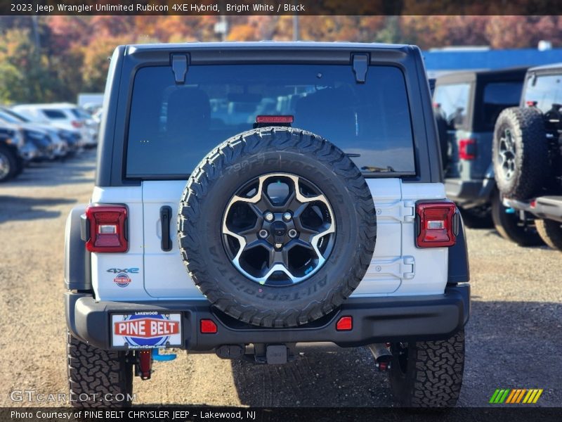 Bright White / Black 2023 Jeep Wrangler Unlimited Rubicon 4XE Hybrid