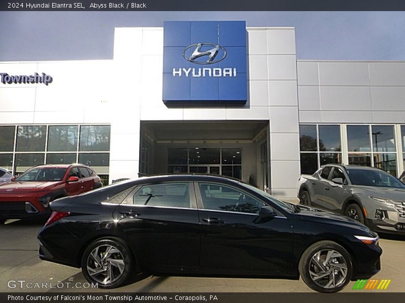 Abyss Black / Black 2024 Hyundai Elantra SEL