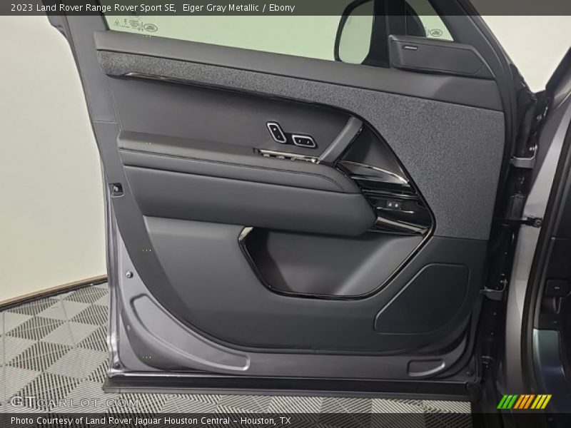 Door Panel of 2023 Range Rover Sport SE