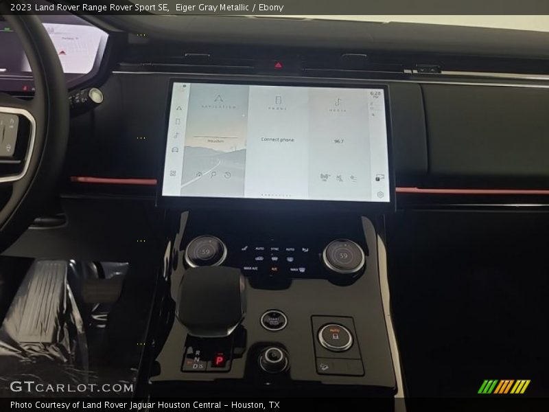 Controls of 2023 Range Rover Sport SE