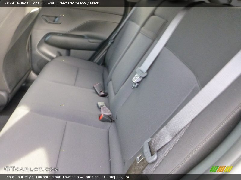 Neoteric Yellow / Black 2024 Hyundai Kona SEL AWD