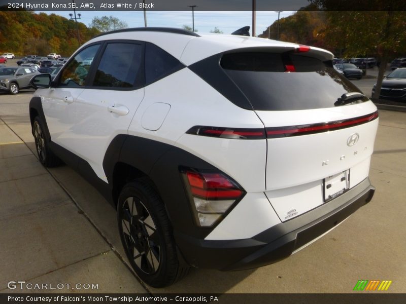 Atlas White / Black 2024 Hyundai Kona SEL AWD