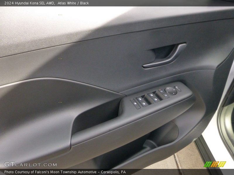 Door Panel of 2024 Kona SEL AWD