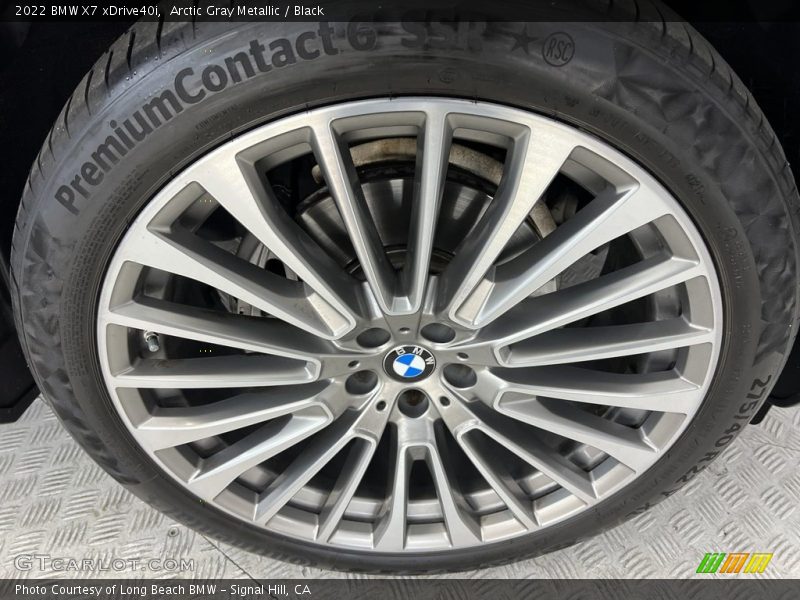  2022 X7 xDrive40i Wheel