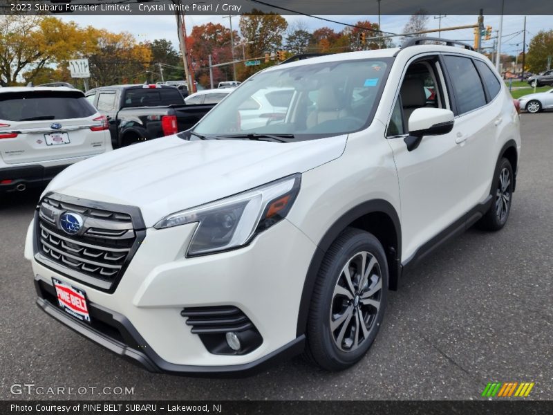 Front 3/4 View of 2023 Forester Limited