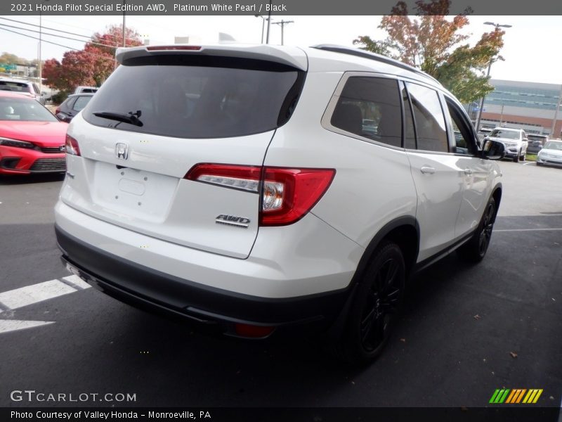 Platinum White Pearl / Black 2021 Honda Pilot Special Edition AWD