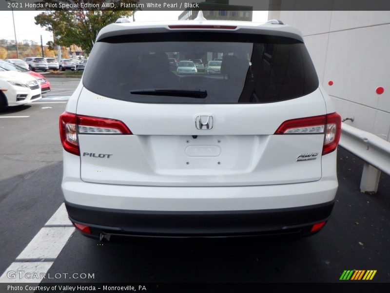 Platinum White Pearl / Black 2021 Honda Pilot Special Edition AWD