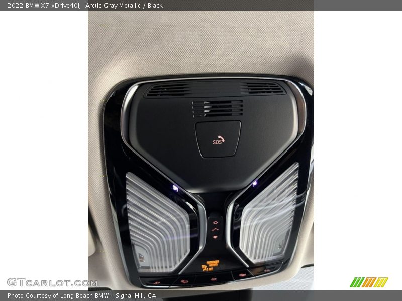 Arctic Gray Metallic / Black 2022 BMW X7 xDrive40i