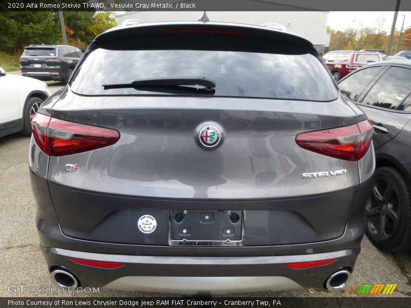 Vesuvio Gray Metallic / Black 2020 Alfa Romeo Stelvio TI AWD