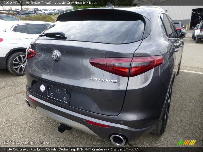 Vesuvio Gray Metallic / Black 2020 Alfa Romeo Stelvio TI AWD