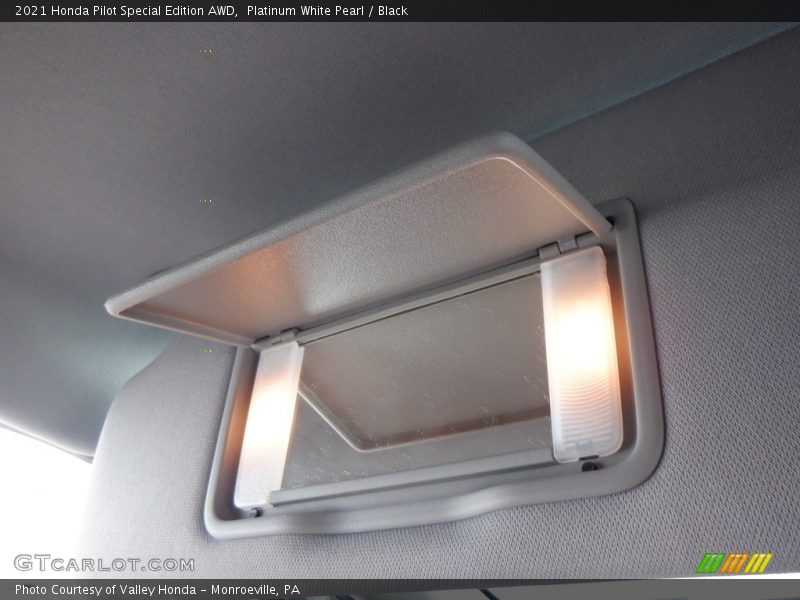 Platinum White Pearl / Black 2021 Honda Pilot Special Edition AWD