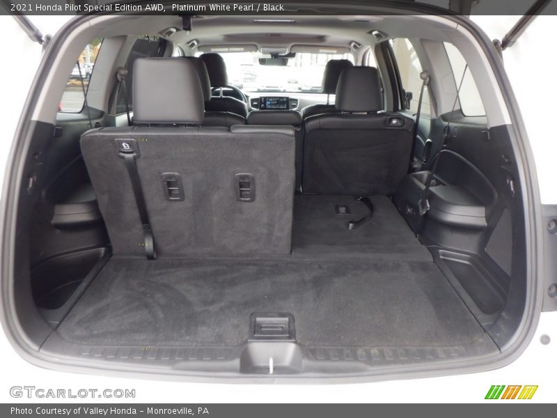  2021 Pilot Special Edition AWD Trunk