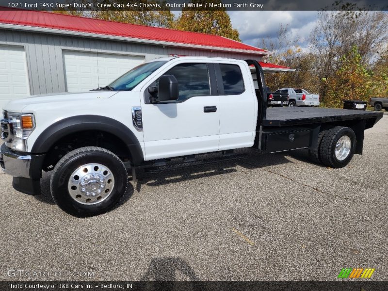 Oxford White / Medium Earth Gray 2021 Ford F450 Super Duty XL Crew Cab 4x4 Chassis